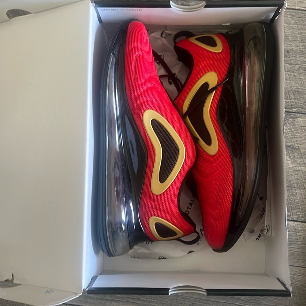 W Air Max 720